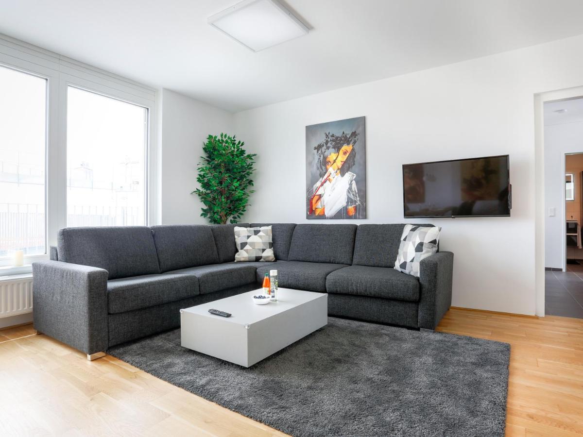 Sky9 Penthouse Apartments Wenen Buitenkant foto