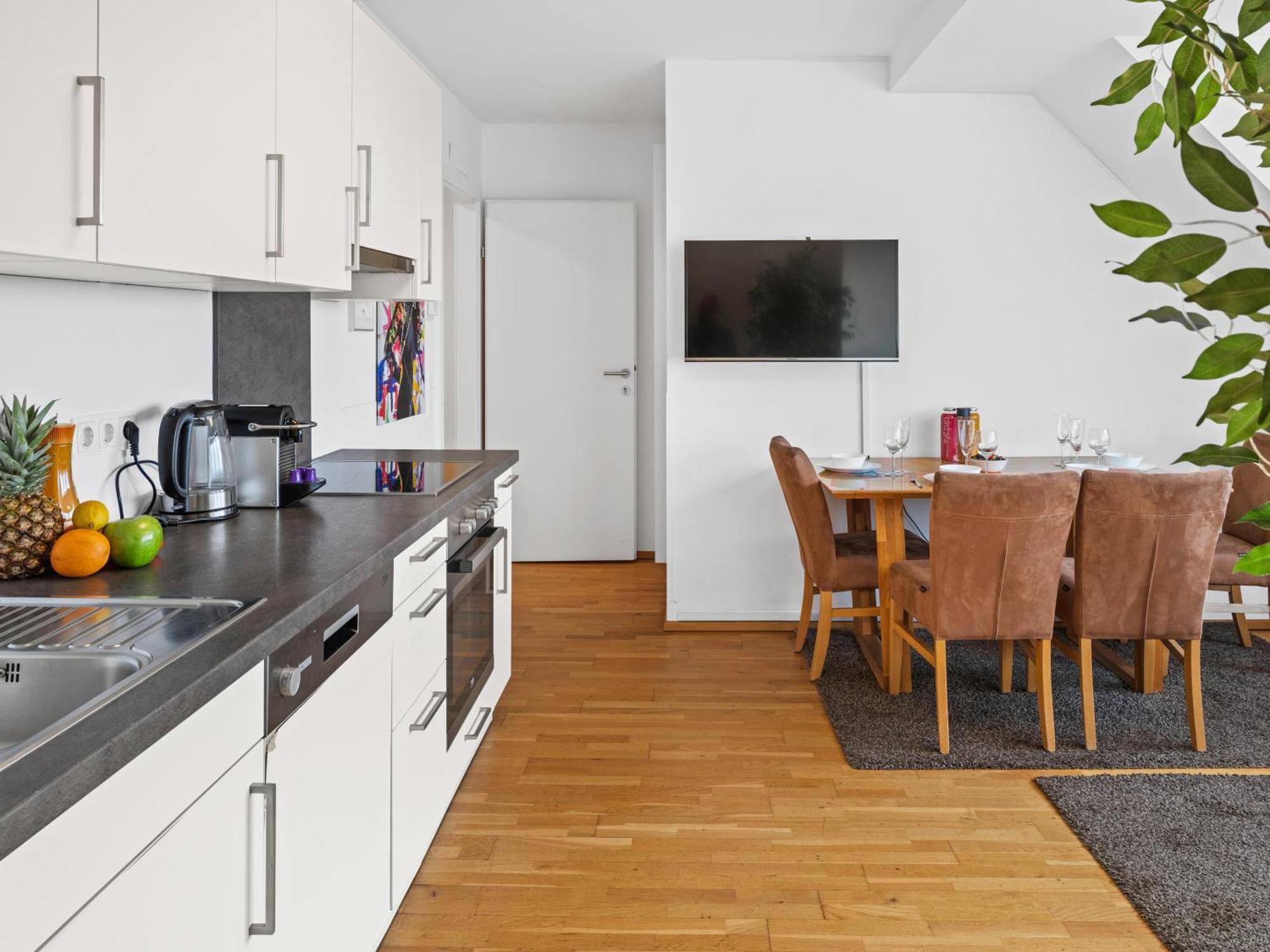 Sky9 Penthouse Apartments Wenen Buitenkant foto